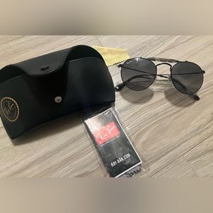 Ray Bans w/ original case